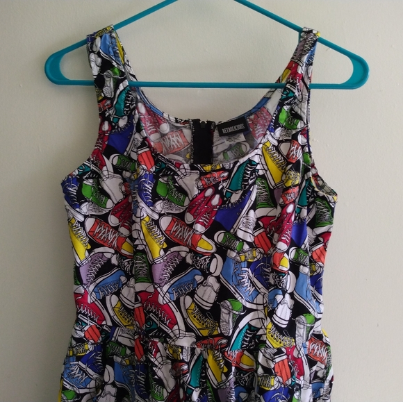 Modcloth x Retrolicious Converse Dress - Picture 2 of 7